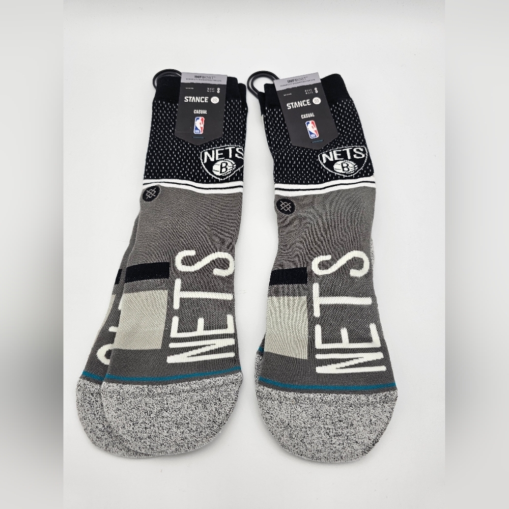 Stance Casual NBA Nets Shortcut 2 Black/White Crew Socks Size Small Two Pairs